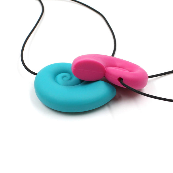 ARK Seashell Chew Necklace | Kaukette Muschel