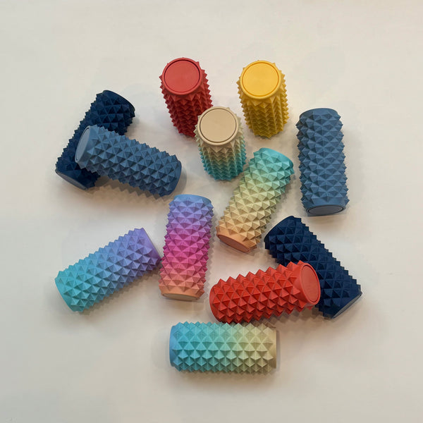 Autschie Spikie | SCHLAURolle rainbow