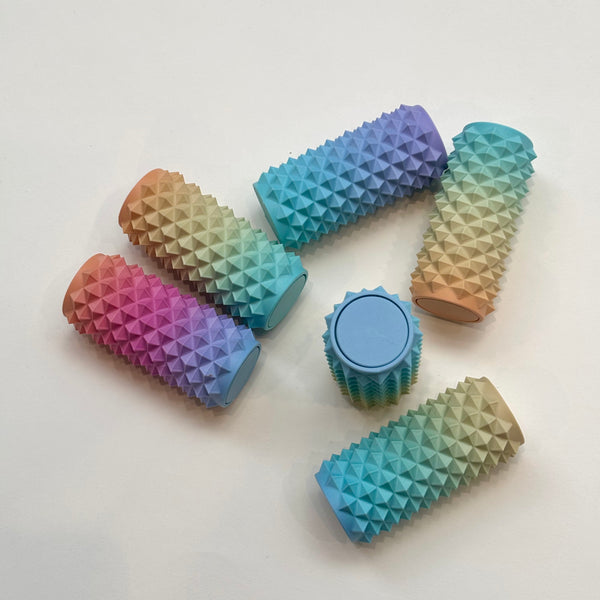 Autschie Spikie | SCHLAURolle rainbow