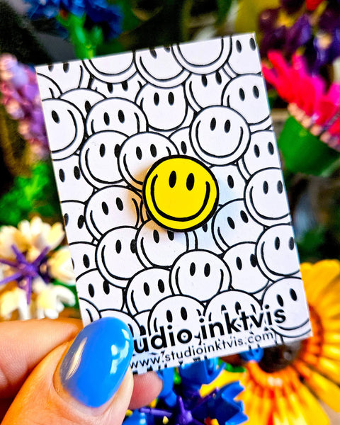 Smiley Pin - Spread the Joy!