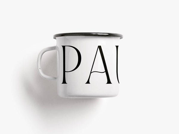 Tasse aus Emaille / Pause