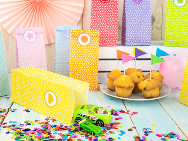 Papierdrachen 24 Partytüten - bunte Gastgeschenke