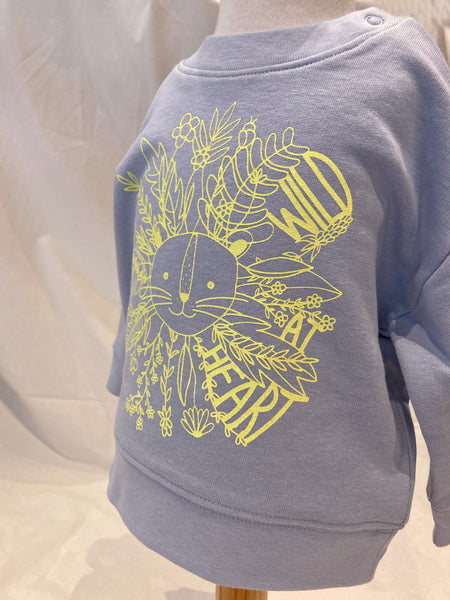 Baby & Kinder Sweatshirt *WILD AT HEART* Löwe - serene blue